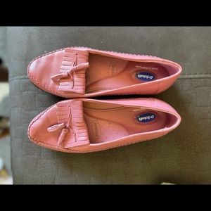 Dr. Scholl’s pink leather loafers woman’s size 7M